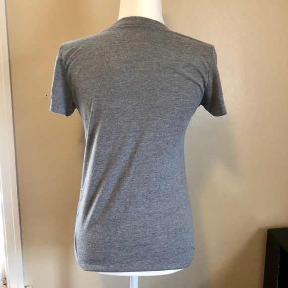 Graphic T-shirt - Picture 3 of 3